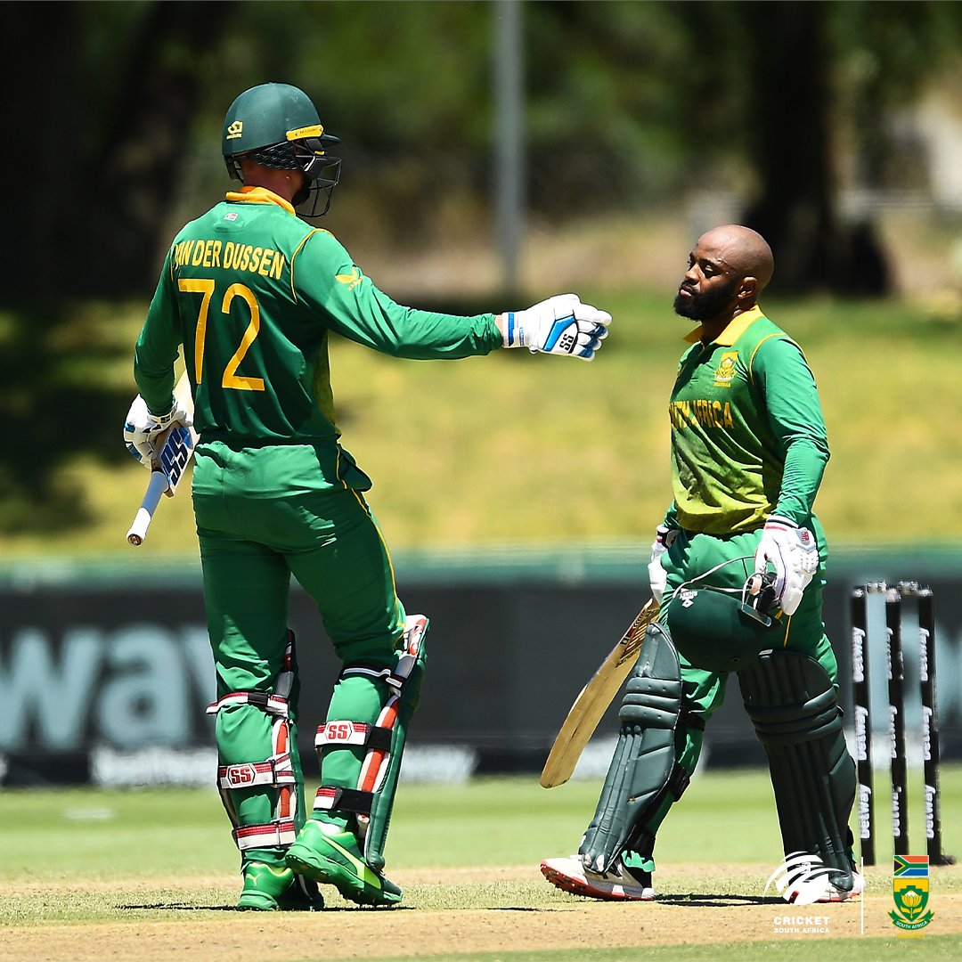 Rassie van der Dussen and Temba Bavuma batting. Proteas vs India 1st ODI in Paarl.