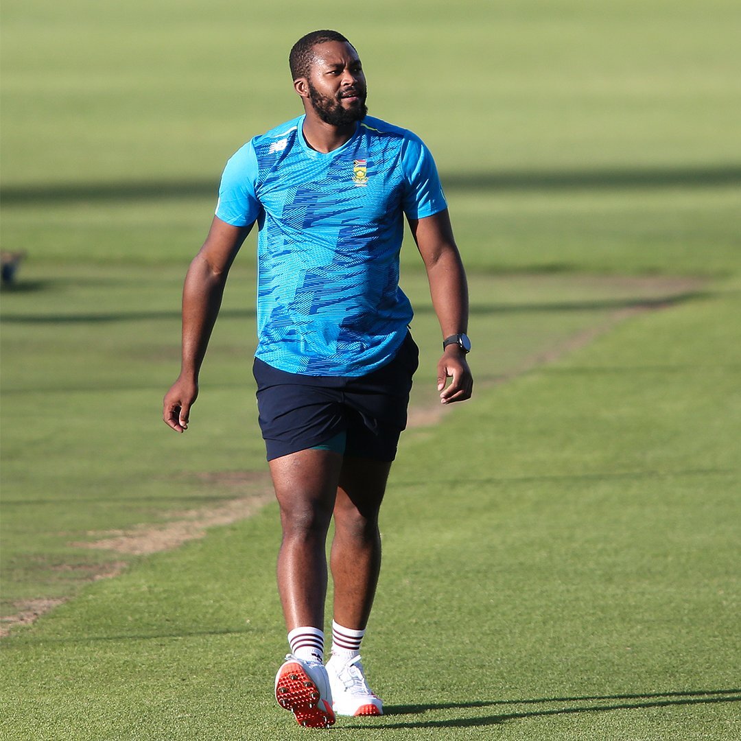 Andile Phehlukwayo - Snubbed at the SA20 auction, taking a stroll on the field at a Protea training session