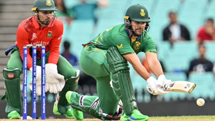 Rilee Rossouw plays a sweep shot in the Proteas T20 World Cup match agianst Bangladesh