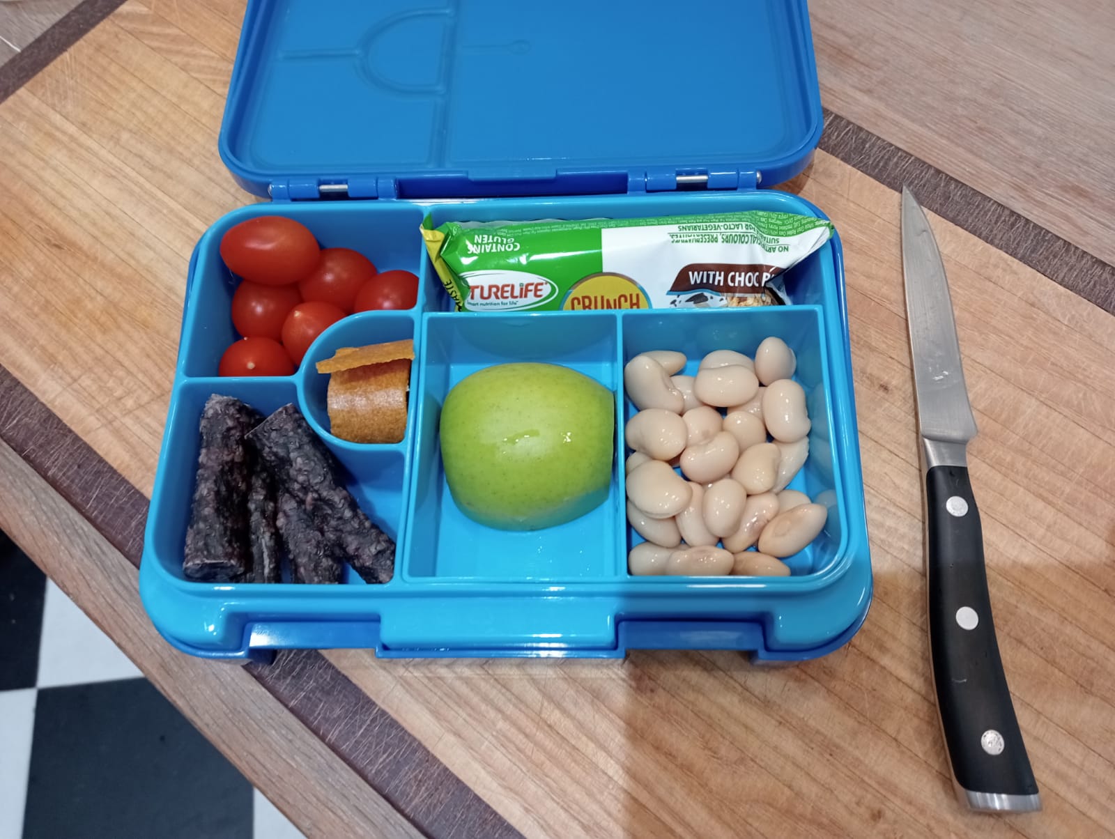 a modern lunchbox