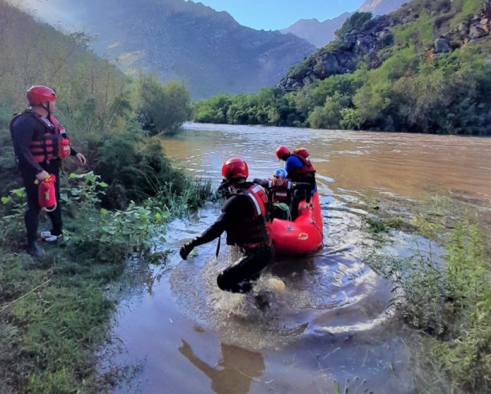 hikers rescued