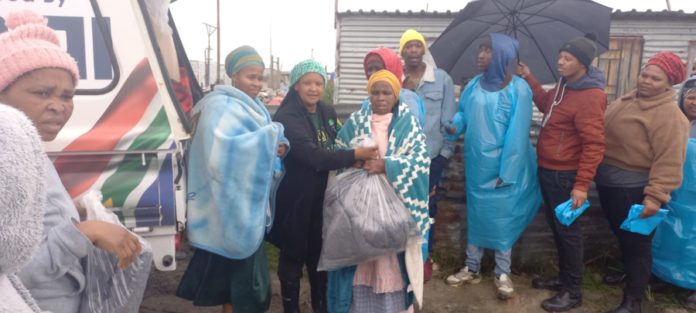 Gift of the Givers reaching out to flood victims