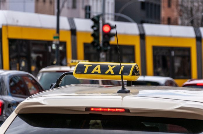 e-hailing cab driver taxi