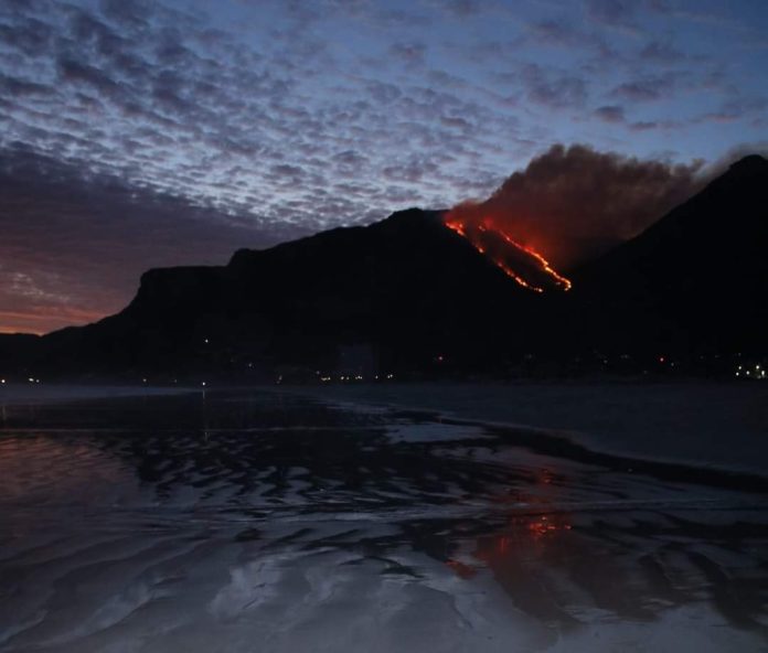 fire at table mountain national park