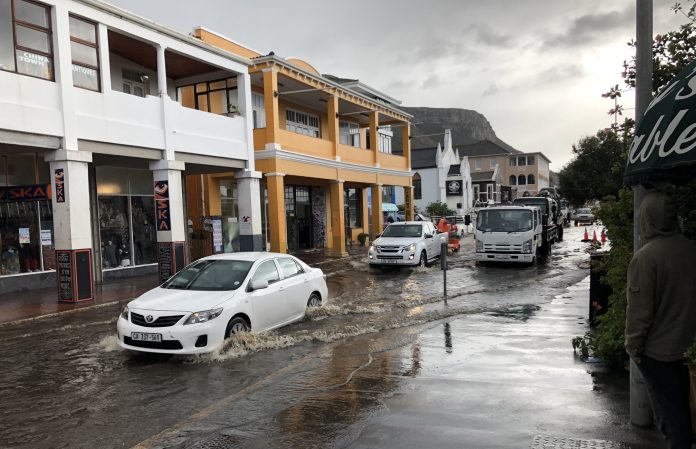 Capetonians in for more heavy rains