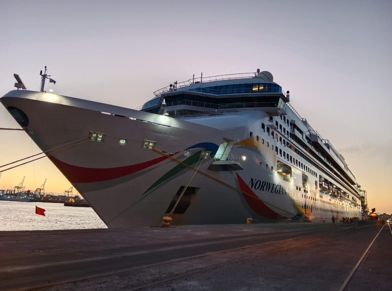 The Norwegian Dawn has docked in Cape Town