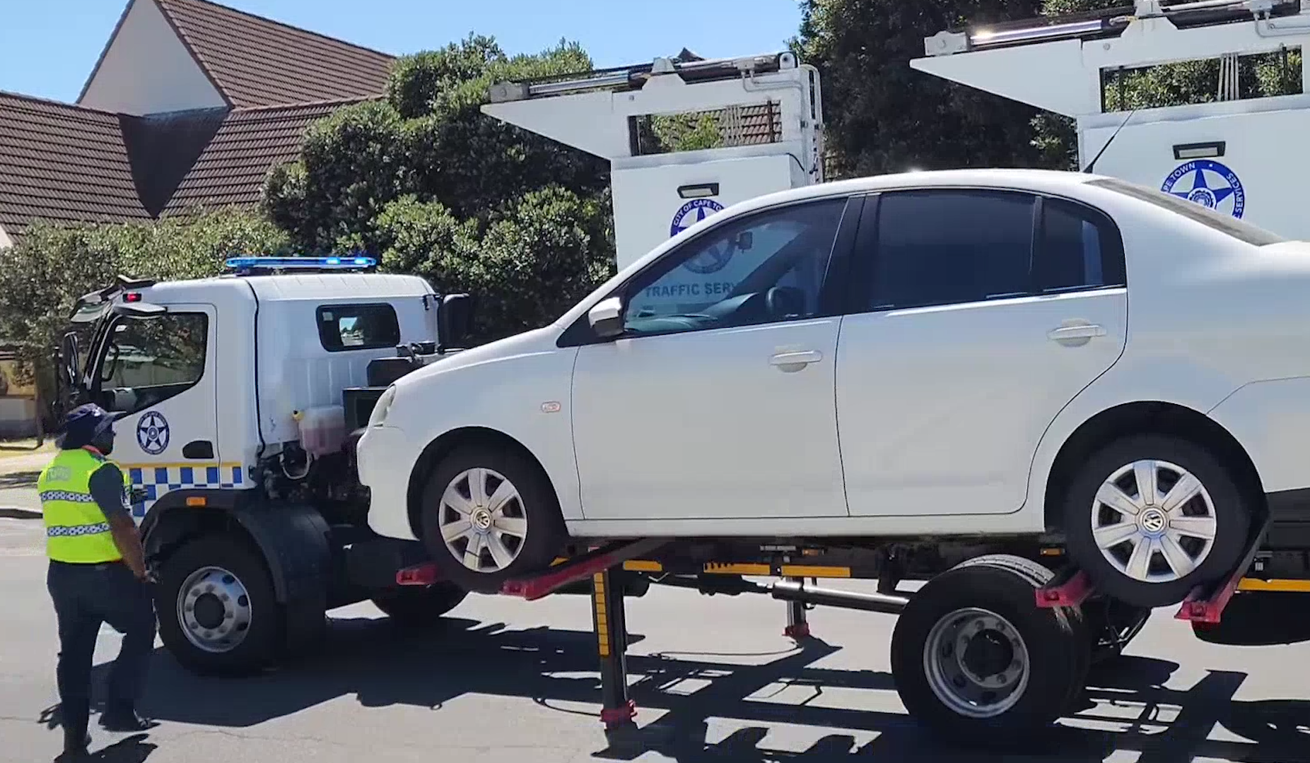 Illegal Parkers beware, the vertical truck is coming for you!
