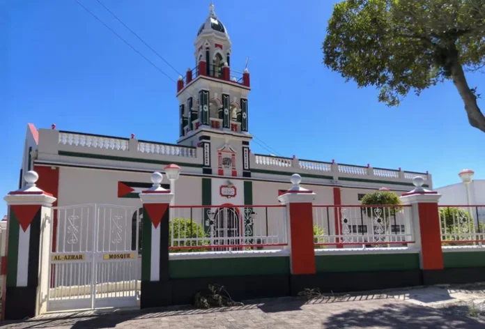 probe into bomb threat at al-azhar mosque in district six
