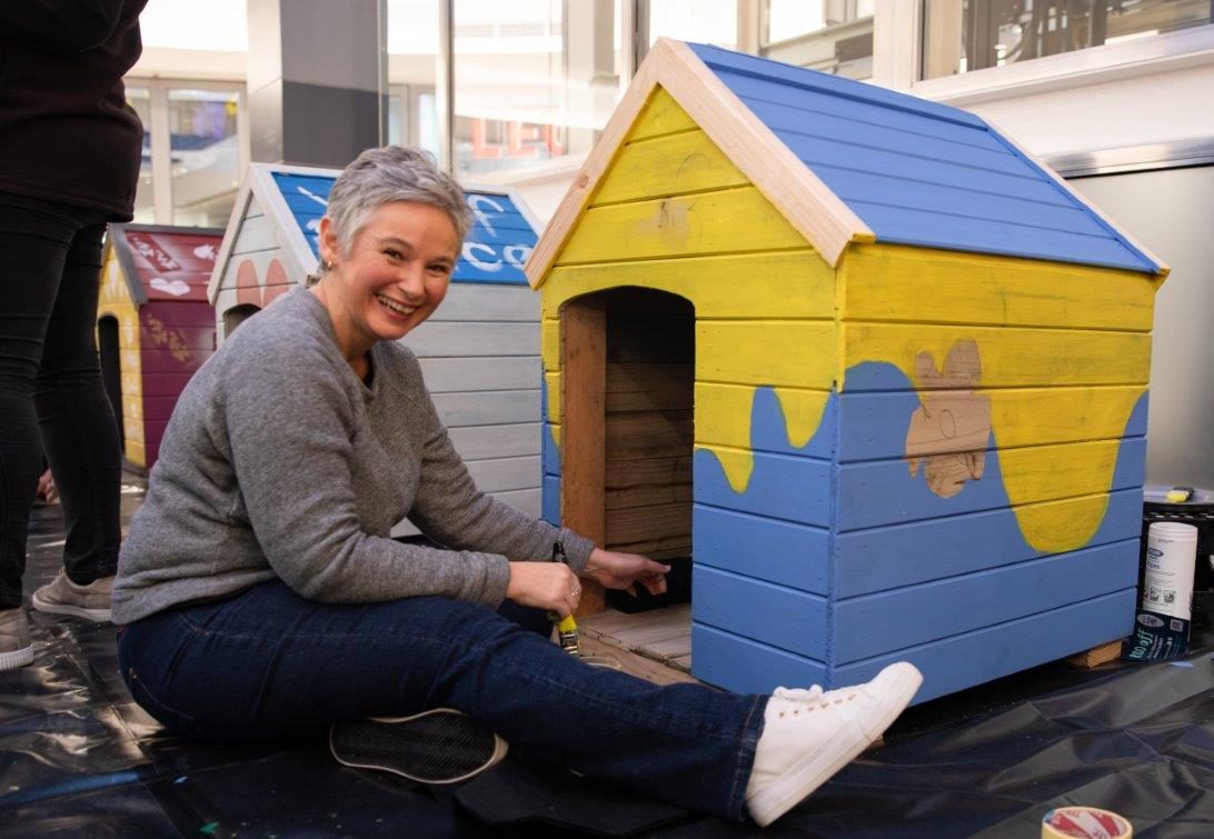 Mandela Day goes to the dogs. Capegate and The Dogbox Project have teamed up to bring warmth, shelter and wagging tails this Mandela Day. This will be done in 67 Minutes for 67 Kennels of Love at the Capegate Shopping Centre.