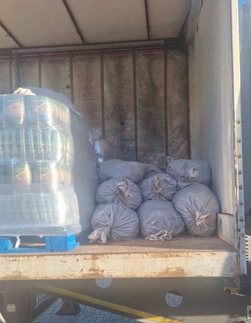 Police confiscated abalone of over R3-million, hidden in a truck