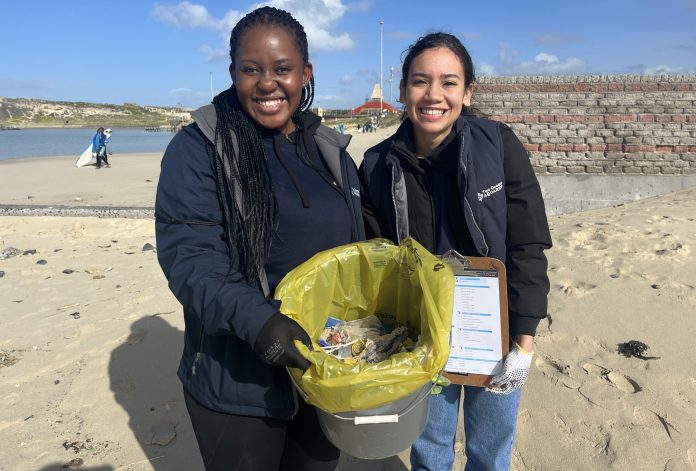 Two Oceans Aquarium celebrates World Cleanup Day with Sunrise Beach Cleanup