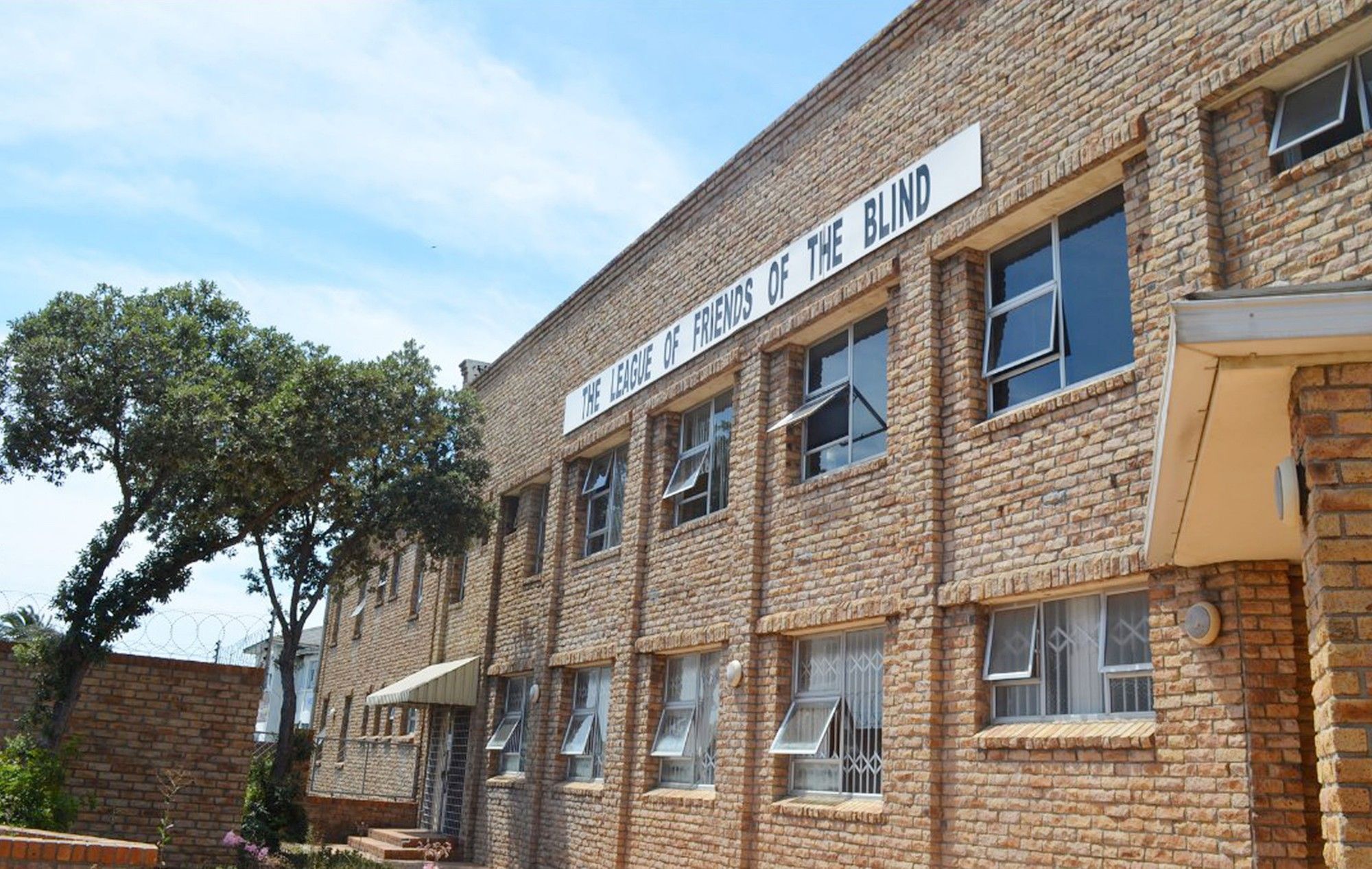 wc mobility mec launches pedestrian safety signage for the visually impaired 