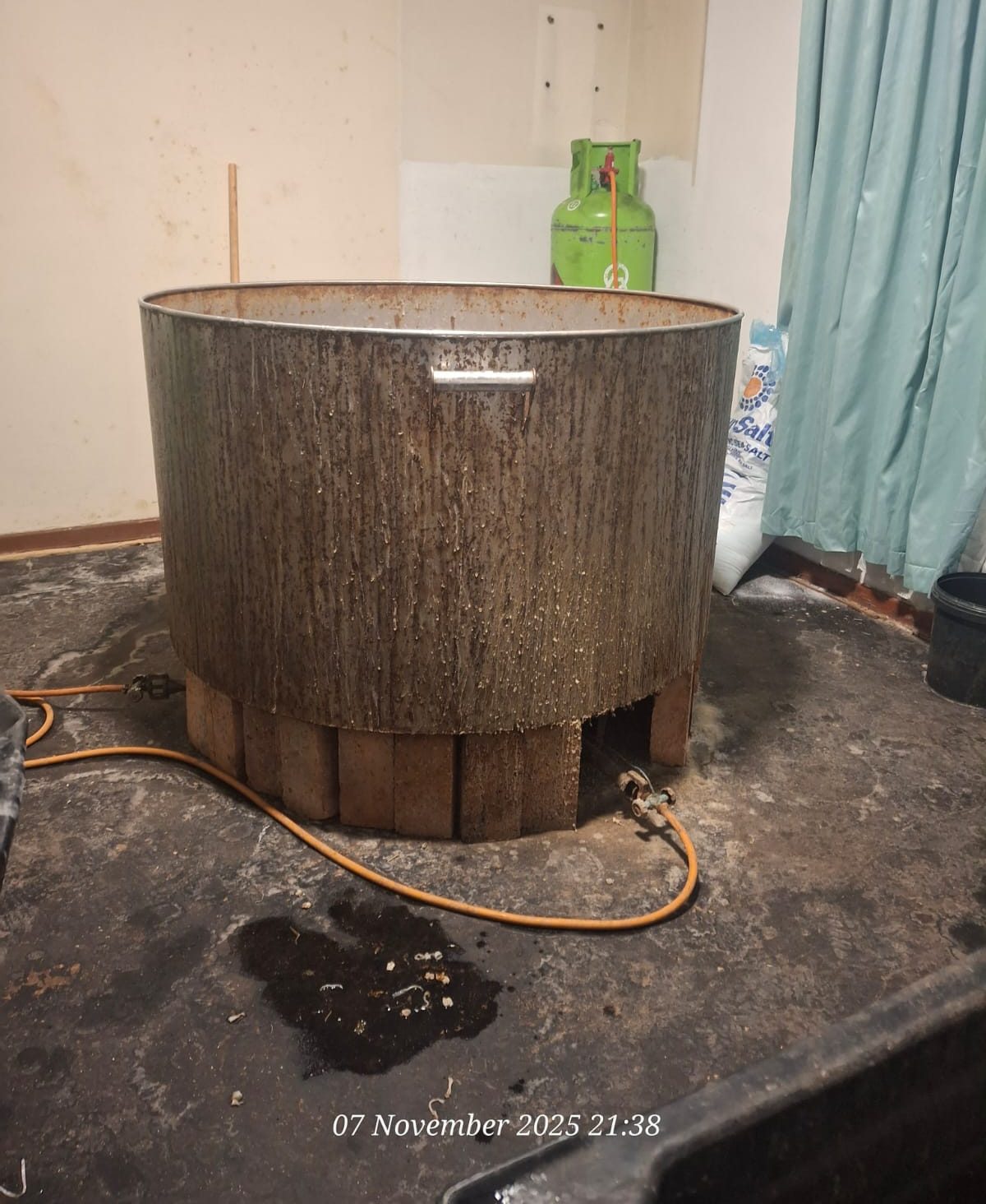 Abalone worth over R3-million confiscated in Cape Town