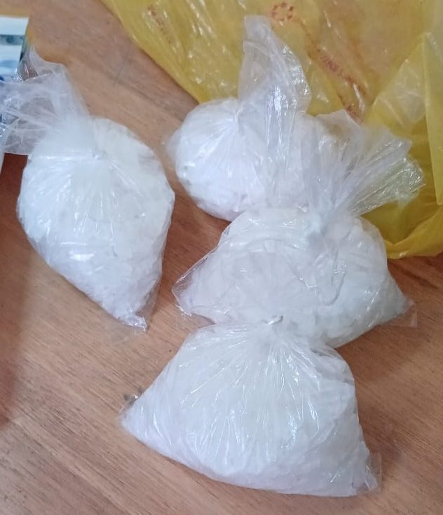 More than a kilogram of tik has been confiscated in Oudtshoorn