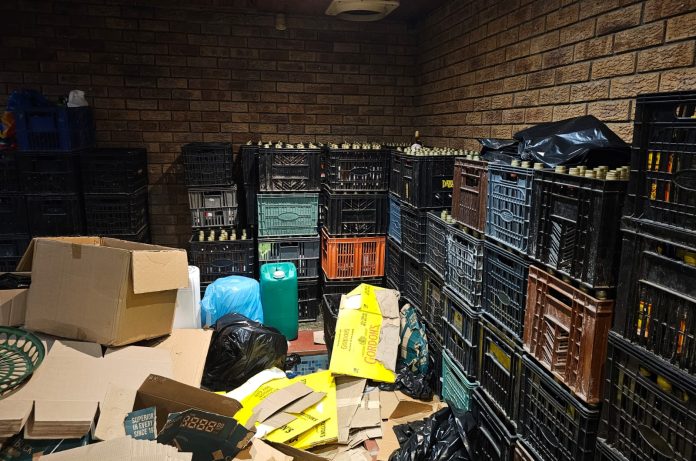 illegal alcohol plant in Uitzicht