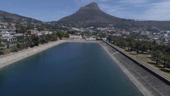 DCIM100MEDIADJI_0037.JPG Water usage Cape Town