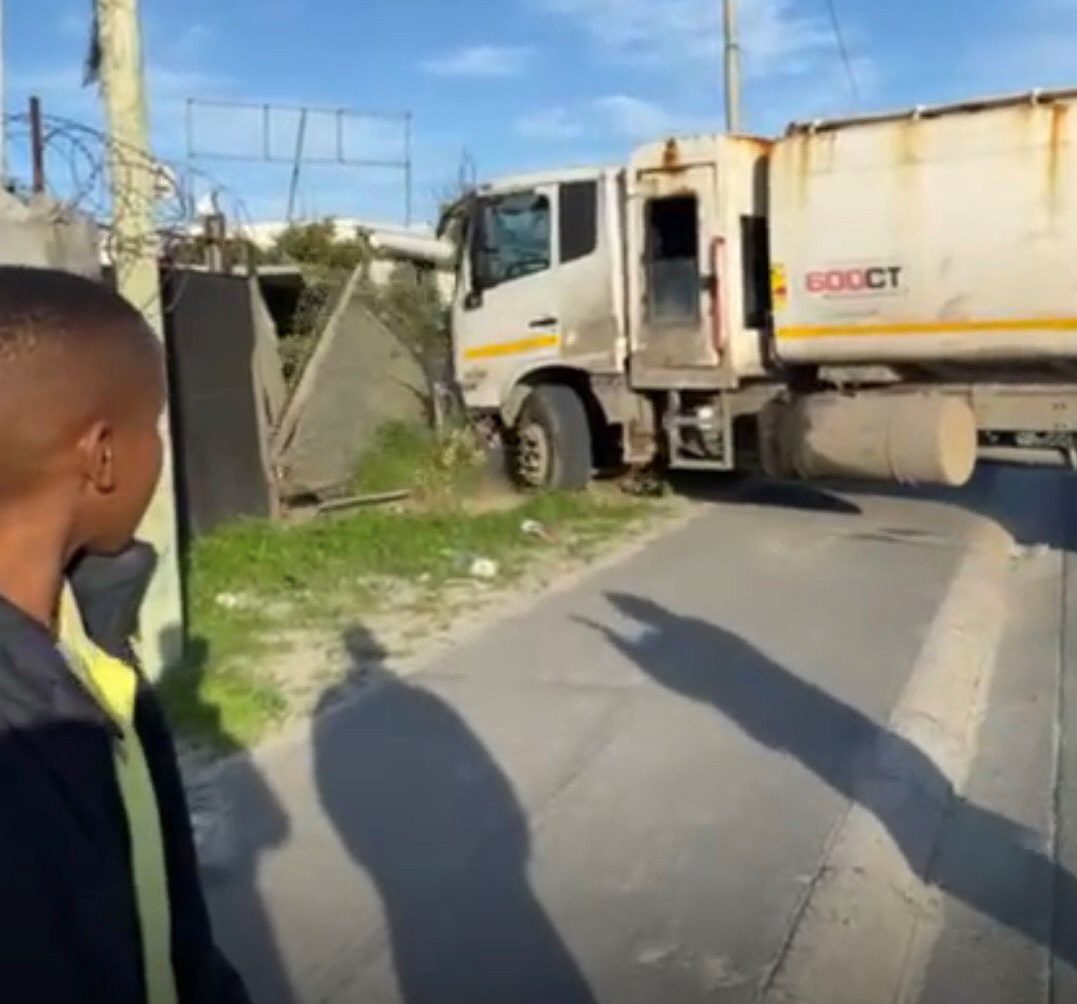 New Operating Theatre Opens After Truck Crash Devastated Animal Clinic