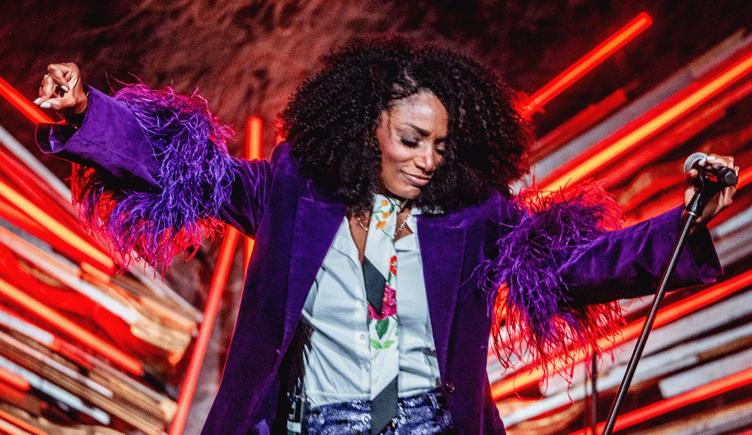 Global icon Karyn White will perform in South Africa