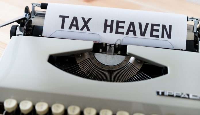 viarami-tax-haven-5277725_1920 Ten years of tax-free saving shows the power of patience