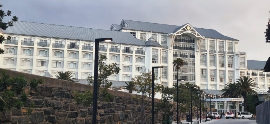 What does a R1-billion investment at a 5-star Hotel in Cape Town look like?