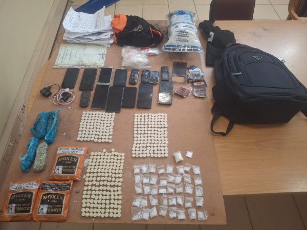 wynberg court cleaner caught smuggling
