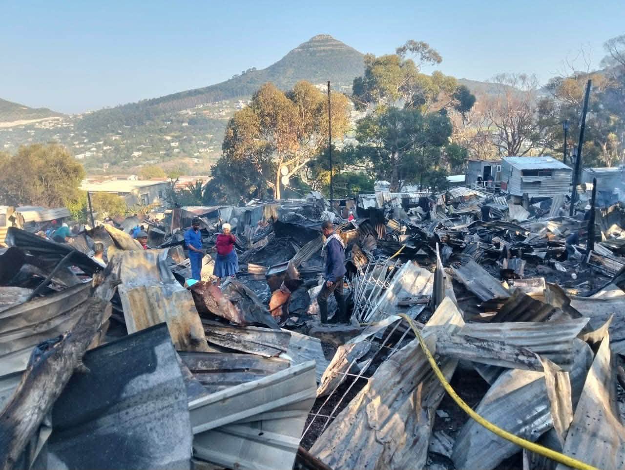 300 displaced in imizamo yethu