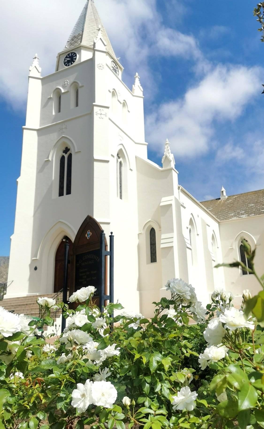 A free, self-guided art route in Montagu next month